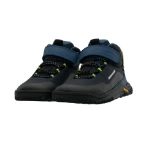 Botas deportivas infantiles Primigi Goretex azul marino y negras con velcro, cordones elásticos y suela Vibram