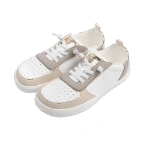 Zapatillas Muris Nuuk She Gold blancas con detalles beige, gris y dorado, puntera perforada y cordones elásticos