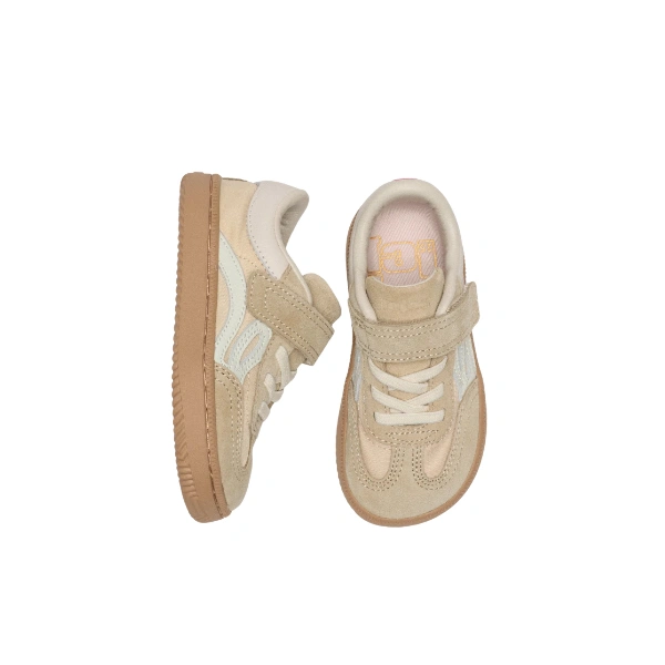 Zapatillas Lejan ONE Kids Nylon Beige vistas de lado y desde arriba, con ante, velcro, cordones y suela color caramelo