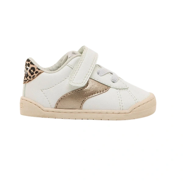 Zapatilla Mustang Free baby Ferdi blanca con velcro, franja dorada metalizada y talón de leopardo, vista lateral