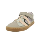 Sandalia deportiva Blanditos Jamaica verde y rosa en vista de tres cuartos, con cordón elástico, velcro y suela color miel