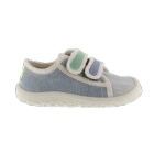 Zapatilla infantil Victoria Basket Azul de lona con dos velcros verde y azul y suela blanca, vista lateral