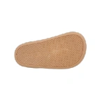 Suela de goma color caramelo del zapato infantil Blanditos Platy, con dibujo de cuadrícula y rayas y la talla 22