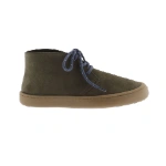 Botín Victoria Olmo de serraje kaki con cordones azules y suela color caramelo, vista lateral