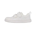 Zapatilla infantil Blanditos Aneto blanca con dos tiras de velcro y suela blanca, vista lateral
