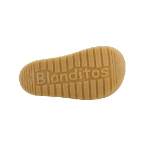Suela color miel del zapato infantil Blanditos Atenas Talco, con dibujo de franjas, el logotipo en relieve y la talla 22
