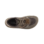 Zapatilla Victoria Duna marrón vista desde arriba, de ante en tonos tierra con cordones bicolor y plantilla negra